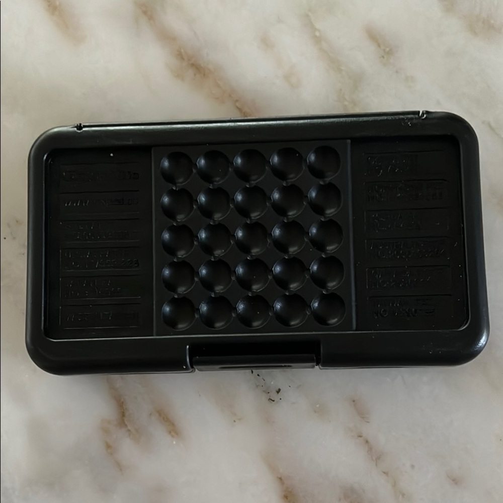 EUC Educational Insights Kanoodle Brain-Twisting Solitaire Game - Picture 7 of 11
